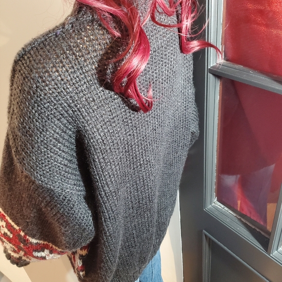 Vintage Baggy Knit Crew Neck Sweater - Picture 4 of 5